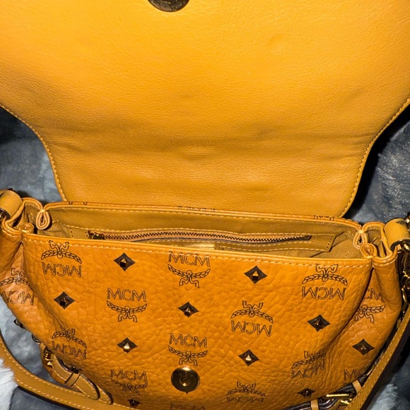 MCM Visetos Cognac Leather Shoulder Bag - Picture 12 of 14